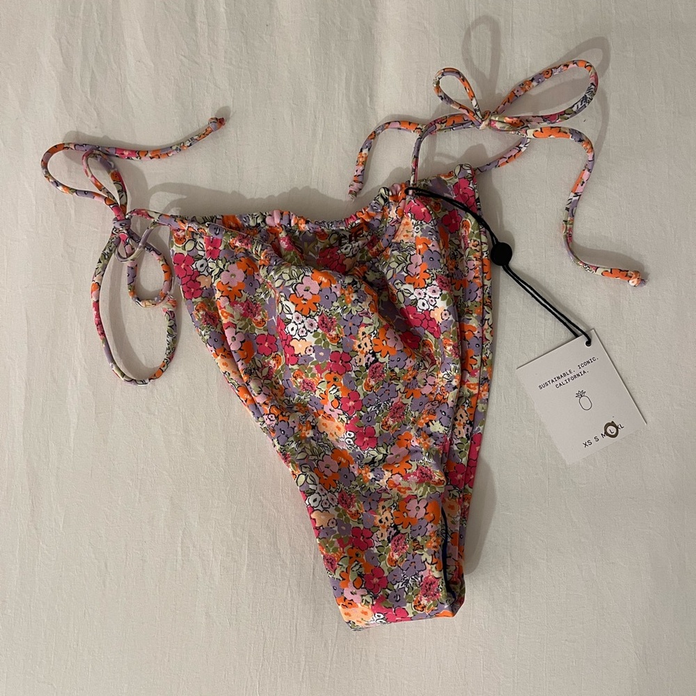 Skatie String Bikini